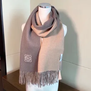 【2026】【LOEWE ロエベ】スカーフ32*180CM 241109 【2026】【LOEWE ロエベ】スカーフ32*180CM 241109