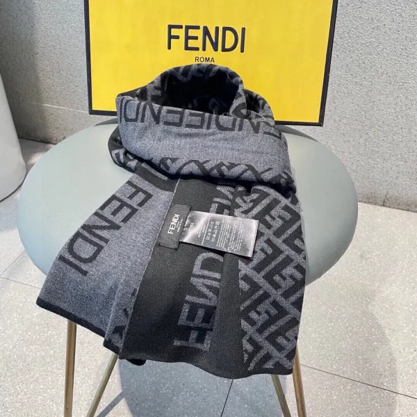 【2026】【FENDI フェンディ】スカーフ180*32CM 241109 【2026】【FENDI フェンディ】スカーフ180*32CM 241109