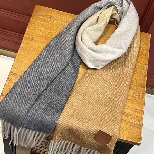 【2026】【HERMES エルメス 】スカーフ   32*190CM  241109