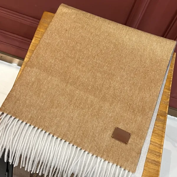 【2026】【HERMES エルメス 】スカーフ   32*190CM  241109