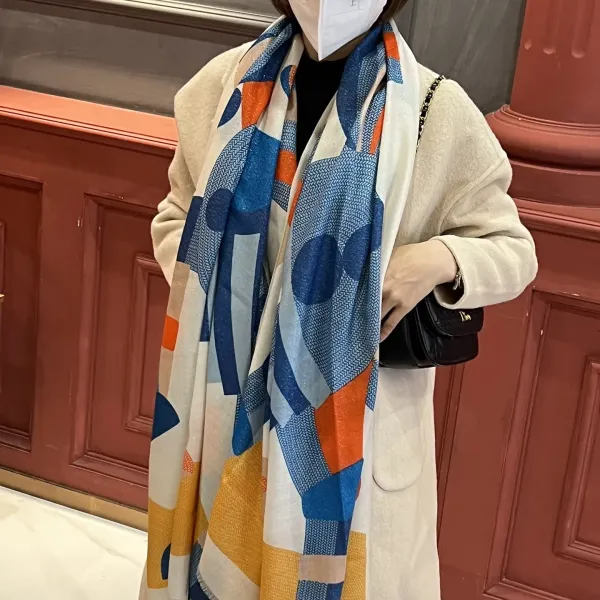 【2026】【HERMES エルメス 】スカーフ   100*200CM  241109