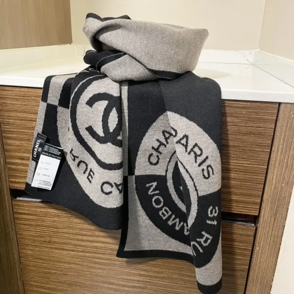 【2026】【CHANEL シャネル 】スカーフ32*200CM 241107 【2026】【CHANEL シャネル 】スカーフ32*200CM 241107