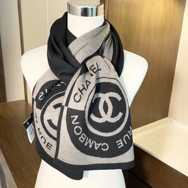 【2026】【CHANEL シャネル 】スカーフ32*200CM 241107 【2026】【CHANEL シャネル 】スカーフ32*200CM 241107