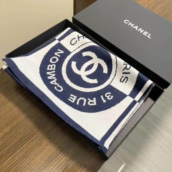 【2026】【CHANEL シャネル 】スカーフ32*200CM 241107 【2026】【CHANEL シャネル 】スカーフ32*200CM 241107