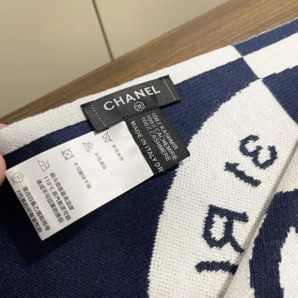 【2026】【CHANEL シャネル 】スカーフ32*200CM 241107 【2026】【CHANEL シャネル 】スカーフ32*200CM 241107