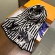 【2026】【LV LOUIS VUITTON ルイ·ヴィトン】 スカーフ 30*180cm 241107 【2026】【LV LOUIS VUITTON ルイ·ヴィトン】 スカーフ 30*180cm 241107