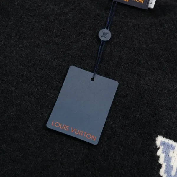 【2026】LV【LOUIS VUITTON 公式旗艦店】ルイヴィトン  セーター好評に付き再入荷！241104