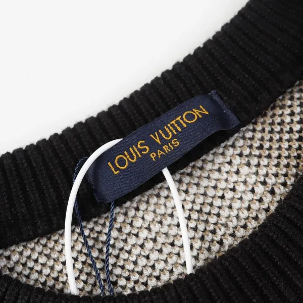【2026】LV【LOUIS VUITTON 公式旗艦店】ルイヴィトン  セーター好評に付き再入荷！241104