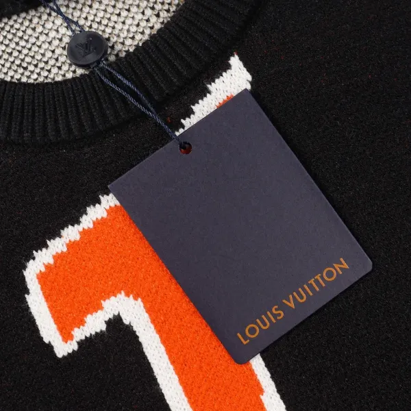 【2026】LV【LOUIS VUITTON 公式旗艦店】ルイヴィトン  セーター好評に付き再入荷！241104