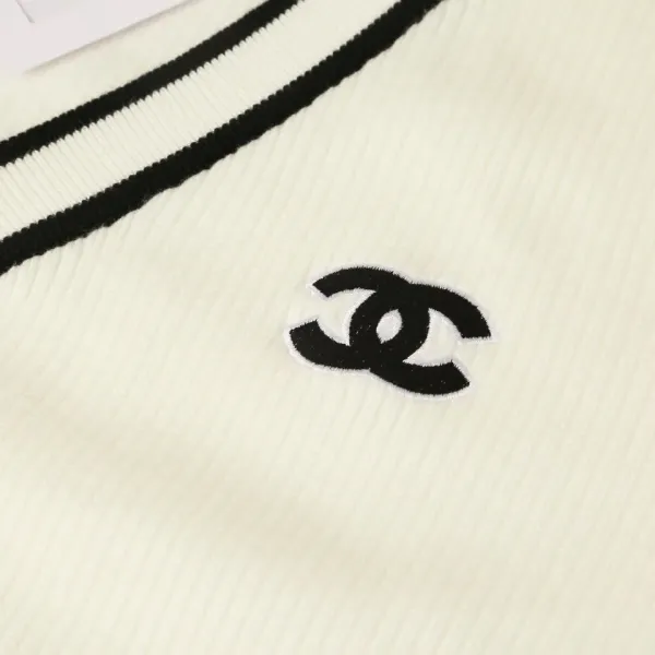 【2026】【CHANEL 公式旗艦店】シャネル セーター好評に付き再入荷! 241102 【2026】【CHANEL 公式旗艦店】シャネル セーター好評に付き再入荷! 241102