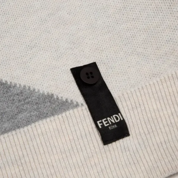 【2026】【FENDI 公式旗艦店】フェンディ セーター好評に付き再入荷! 241101 【2026】【FENDI 公式旗艦店】フェンディ セーター好評に付き再入荷! 241101