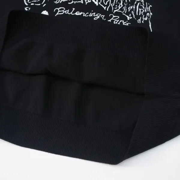 【2026】【BALENCIAGA 公式旗艦店】バレンシアガ セーター好評に付き再入荷! 241101 【2026】【BALENCIAGA 公式旗艦店】バレンシアガ セーター好評に付き再入荷! 241101