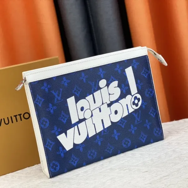 【2026】LV【LOUIS VUITTON 公式 旗艦店】 ルイヴィトン クラッチバッグ 当日出荷 好評に付き再入荷!24*21*6CM 241101 【2026】LV【LOUIS VUITTON 公式 旗艦店】 ルイヴィトン クラッチバッグ 当日出荷 好評に付き再入荷!24*21*6CM 241101