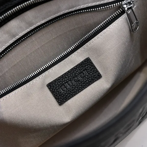 【2026】【GUCCI  公式 旗艦店】 グッチ   クラッチバッグ 当日出荷 好評に付き再入荷！27*20*5CM  241101