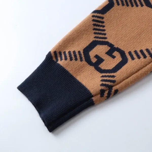 【2026】【GUCCI  公式旗艦店】グッチ  セーター好評に付き再入荷！ 241029