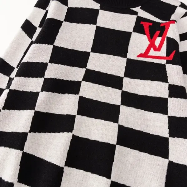 【2026】LV 【LOUIS VUITTON 公式旗艦店】ルイヴィトン セーター好評に付き再入荷! 241029 【2026】LV 【LOUIS VUITTON 公式旗艦店】ルイヴィトン セーター好評に付き再入荷! 241029