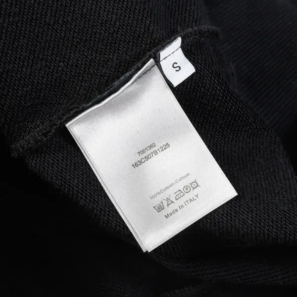 【2026】【DIOR 公式旗艦店】ディオール 丸首の衛衣 スウェットご好評に付き再入荷 241025 【2026】【DIOR 公式旗艦店】ディオール 丸首の衛衣 スウェットご好評に付き再入荷 241025