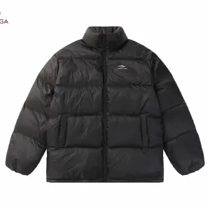 【2026】【BALENCIAGA 公式旗艦店】バレンシアガ ダウンジャケット ご好評に付き再入荷!241024 【2026】【BALENCIAGA 公式旗艦店】バレンシアガ ダウンジャケット ご好評に付き再入荷!241024