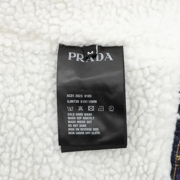 【2026】【PRADA 公式旗艦店】 プラダ ジャケット着 ご好評に付き再入荷!241024 【2026】【PRADA 公式旗艦店】 プラダ ジャケット着 ご好評に付き再入荷!241024