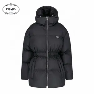 【2026】【PRADA  公式旗艦店】プラダ   ダウンジャケット ご好評に付き再入荷！241022