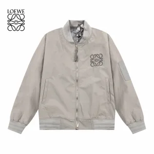 【2026】【LOEWE 公式旗艦店】ロエベ ジャケット着 ご好評に付き再入荷!241021 【2026】【LOEWE 公式旗艦店】ロエベ ジャケット着 ご好評に付き再入荷!241021