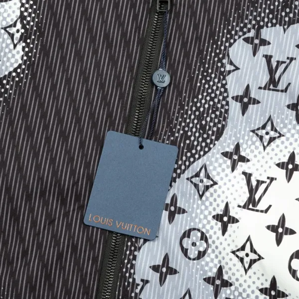 【2026】LV 【LOUIS VUITTON 公式旗艦店】ルイヴィトン  ジャケット着 ご好評に付き再入荷！241021