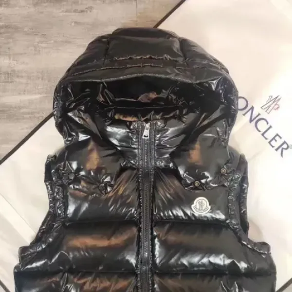 【2026】MONCLER モンクレール ジレ ベスト ダウンベスト 男女兼用 241016 【2026】MONCLER モンクレール ジレ ベスト ダウンベスト 男女兼用 241016