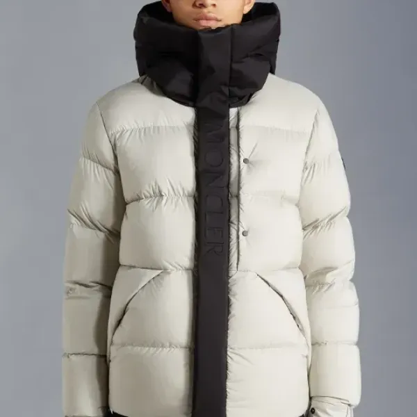 【2026】MONCLER★Madeira ショートダウンジャケット 241016 【2026】MONCLER★Madeira ショートダウンジャケット 241016