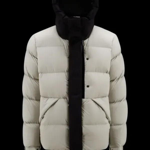 【2026】MONCLER★Madeira ショートダウンジャケット 241016 【2026】MONCLER★Madeira ショートダウンジャケット 241016