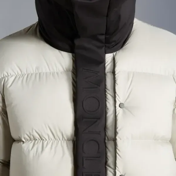 【2026】MONCLER★Madeira ショートダウンジャケット 241016 【2026】MONCLER★Madeira ショートダウンジャケット 241016
