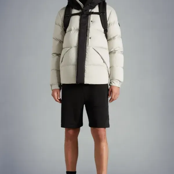 【2026】MONCLER★Madeira ショートダウンジャケット 241016 【2026】MONCLER★Madeira ショートダウンジャケット 241016