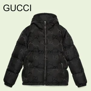 【2026】GUCCI グッチ GG パターン フロントボタン ダウンジャケット ブラック 241016 【2026】GUCCI グッチ GG パターン フロントボタン ダウンジャケット ブラック 241016