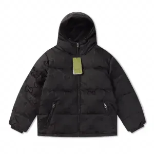 【2026】GUCCI グッチ  GG パターン フロントボタン ダウンジャケット ブラック 241016