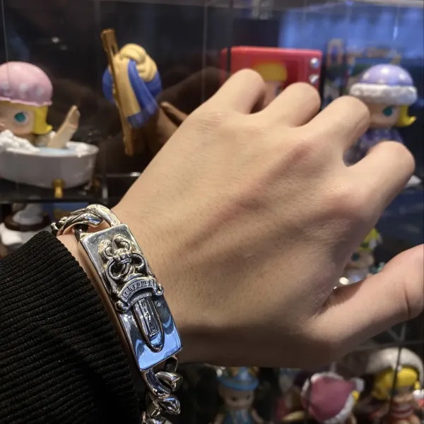【2026】【CHROME HEARTS】ブレスレット、ファッションシンプルなスタイル   241015