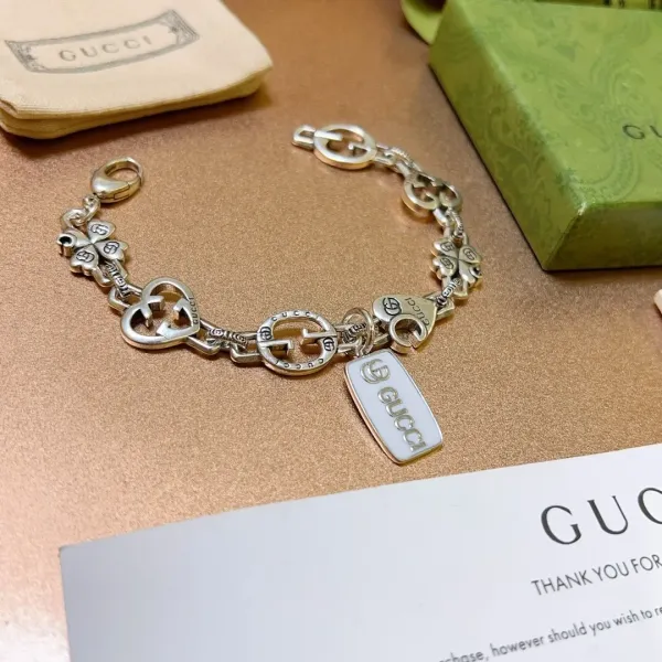【2026】【GUCCI】ブレスレット、ファッションシンプルなスタイル   241015