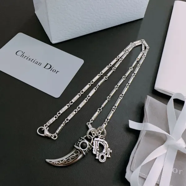 【2026】【DIOR】ネックレス、新しいネックレス万能シンプルファッションオーナメント 241015 【2026】【DIOR】ネックレス、新しいネックレス万能シンプルファッションオーナメント 241015