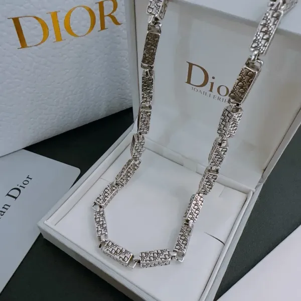 【2026】【DIOR】ネックレス、新しいネックレス万能シンプルファッションオーナメント 241015 【2026】【DIOR】ネックレス、新しいネックレス万能シンプルファッションオーナメント 241015
