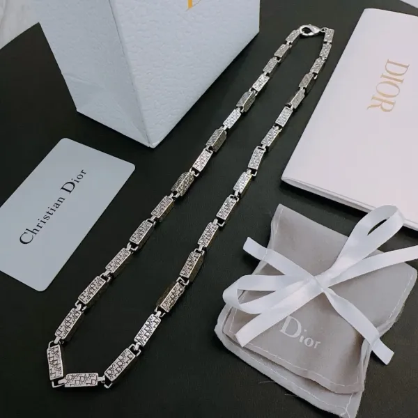 【2026】【DIOR】ネックレス、新しいネックレス万能シンプルファッションオーナメント 241015 【2026】【DIOR】ネックレス、新しいネックレス万能シンプルファッションオーナメント 241015