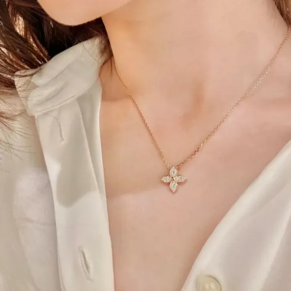 【2026】LV 【LOUIS VUITTON】ネックレス、新しいネックレス万能シンプルファッションオーナメント241015 【2026】LV 【LOUIS VUITTON】ネックレス、新しいネックレス万能シンプルファッションオーナメント241015