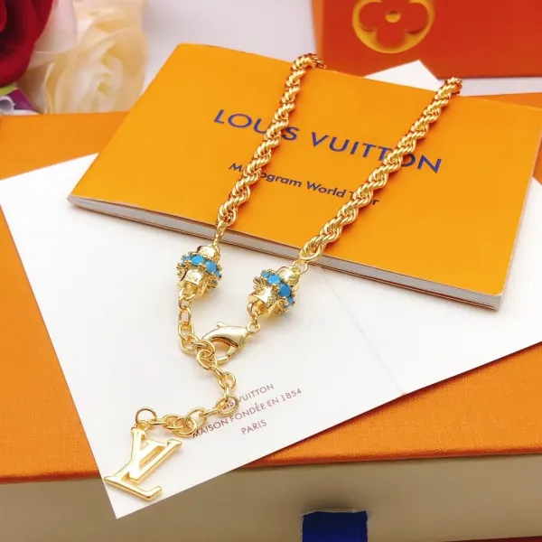 【2026】LV 【LOUIS VUITTON】ネックレス、新しいネックレス万能シンプルファッションオーナメント241015 【2026】LV 【LOUIS VUITTON】ネックレス、新しいネックレス万能シンプルファッションオーナメント241015