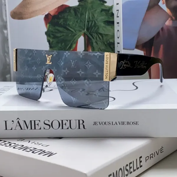 【2026】LV LOUIS VUITTON (  ルイヴィトン ) サングラス 241012