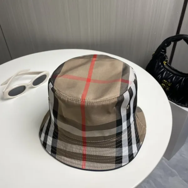 【2026】BURBERRY(バーバリー)フィッシャーマンズハット  241011