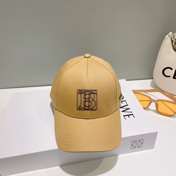 【2026】【BURBERRY  バーバリー】【数量限定】 野球帽 / ハット 241011