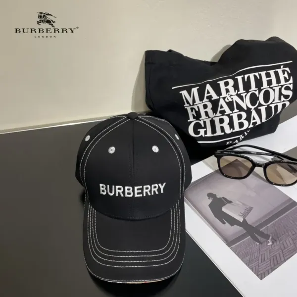 【2026】【BURBERRY  バーバリー】【数量限定】 野球帽 / ハット 241011