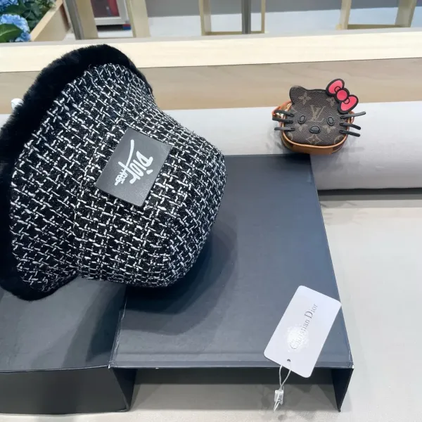 【2026】DIOR ( ディオール )フィッシャーマンズハット  241010