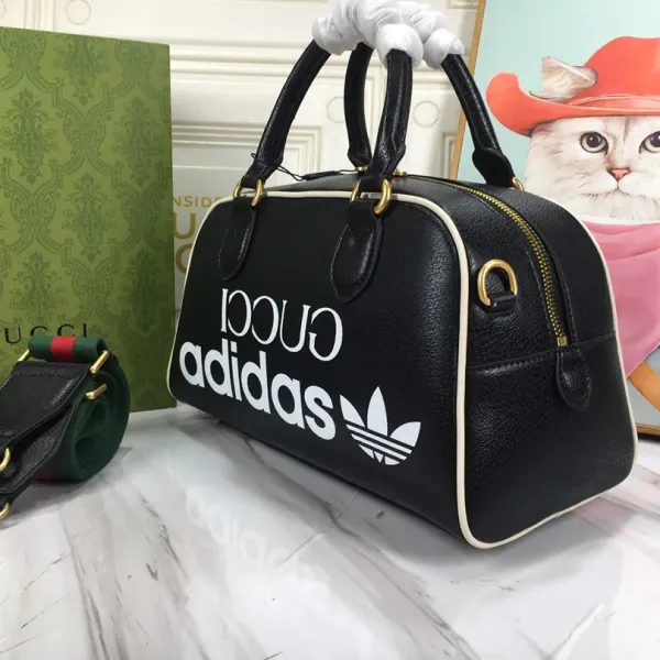 【2026】 【GUCCI 公式旗艦店】グッチ ハンドバッグ 当日出荷 好評に付き再入荷!31.5*18*15.5CM 241007 【2026】 【GUCCI 公式旗艦店】グッチ ハンドバッグ 当日出荷 好評に付き再入荷!31.5*18*15.5CM 241007