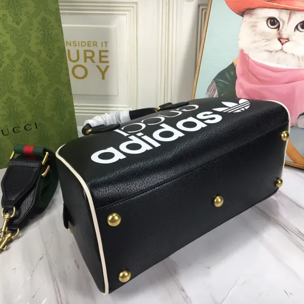 【2026】 【GUCCI 公式旗艦店】グッチ ハンドバッグ 当日出荷 好評に付き再入荷!31.5*18*15.5CM 241007 【2026】 【GUCCI 公式旗艦店】グッチ ハンドバッグ 当日出荷 好評に付き再入荷!31.5*18*15.5CM 241007