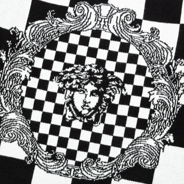 【2026】【VERSACE 公式旗艦店】ヴェルサーチ セーター好評に付き再入荷! 240930 【2026】【VERSACE 公式旗艦店】ヴェルサーチ セーター好評に付き再入荷! 240930