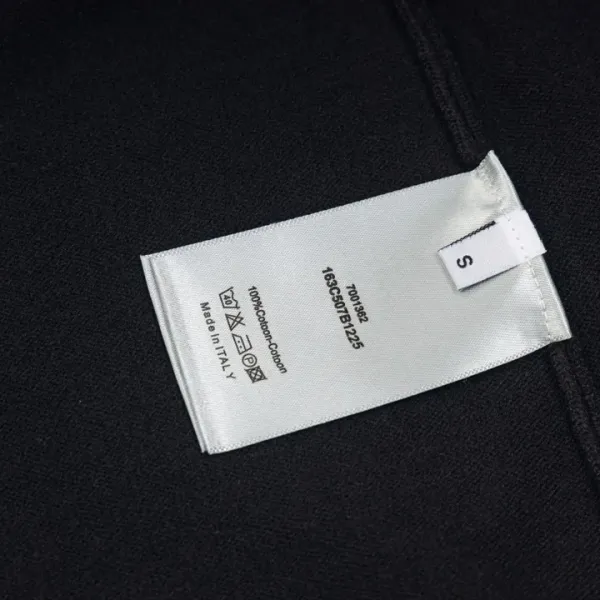 【2026】【DIOR 公式旗艦店】ディオール セーター好評に付き再入荷! 240929 【2026】【DIOR 公式旗艦店】ディオール セーター好評に付き再入荷! 240929