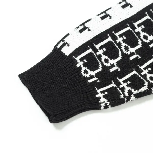 【2026】【DIOR 公式旗艦店】ディオール セーター好評に付き再入荷! 240929 【2026】【DIOR 公式旗艦店】ディオール セーター好評に付き再入荷! 240929